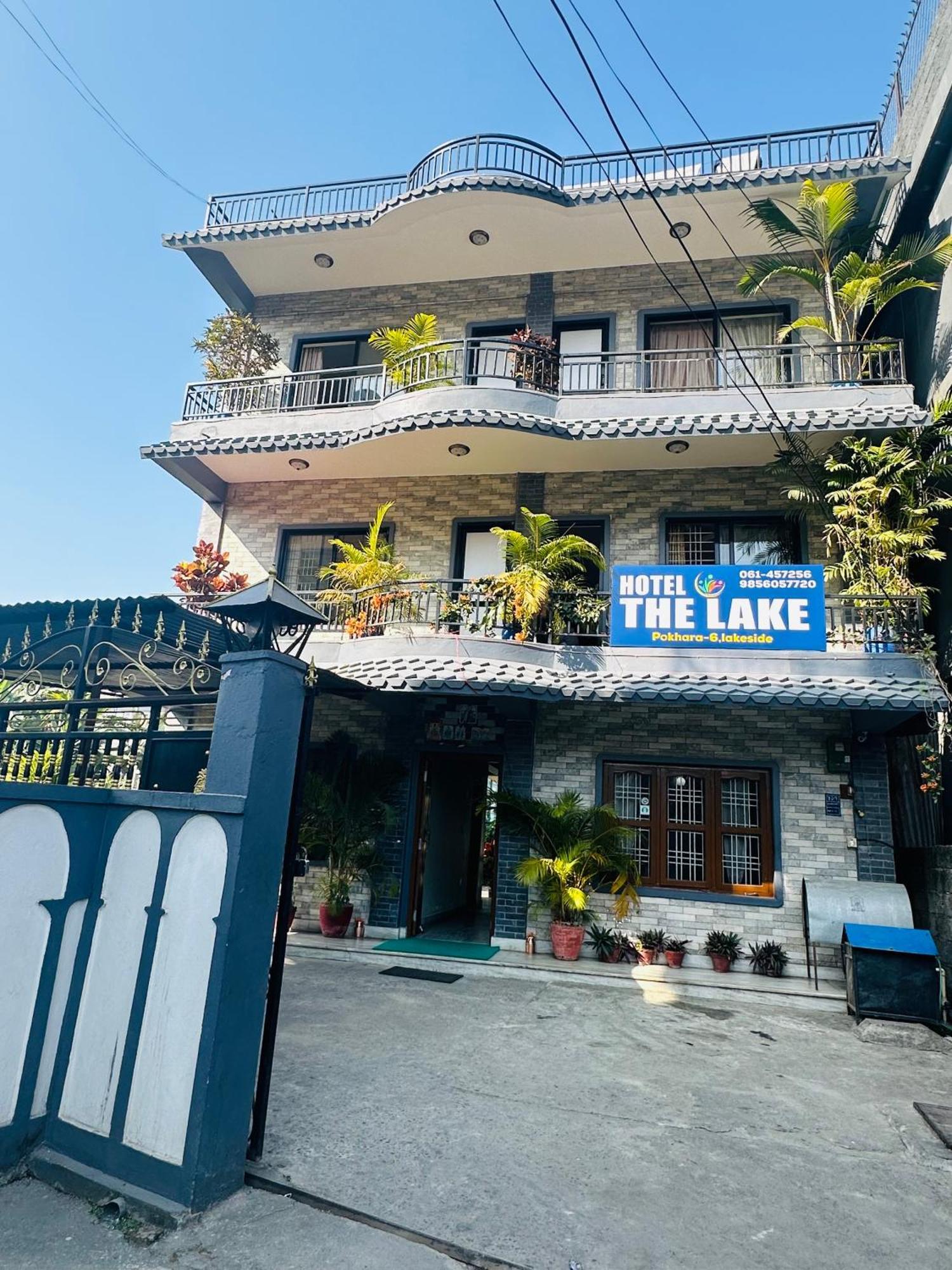 Hotel The Lake Pokhara Exterior foto